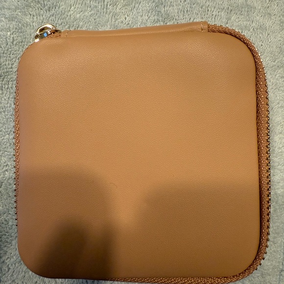 Quince Leather Travel Jewelry Case - Picture 6 of 7